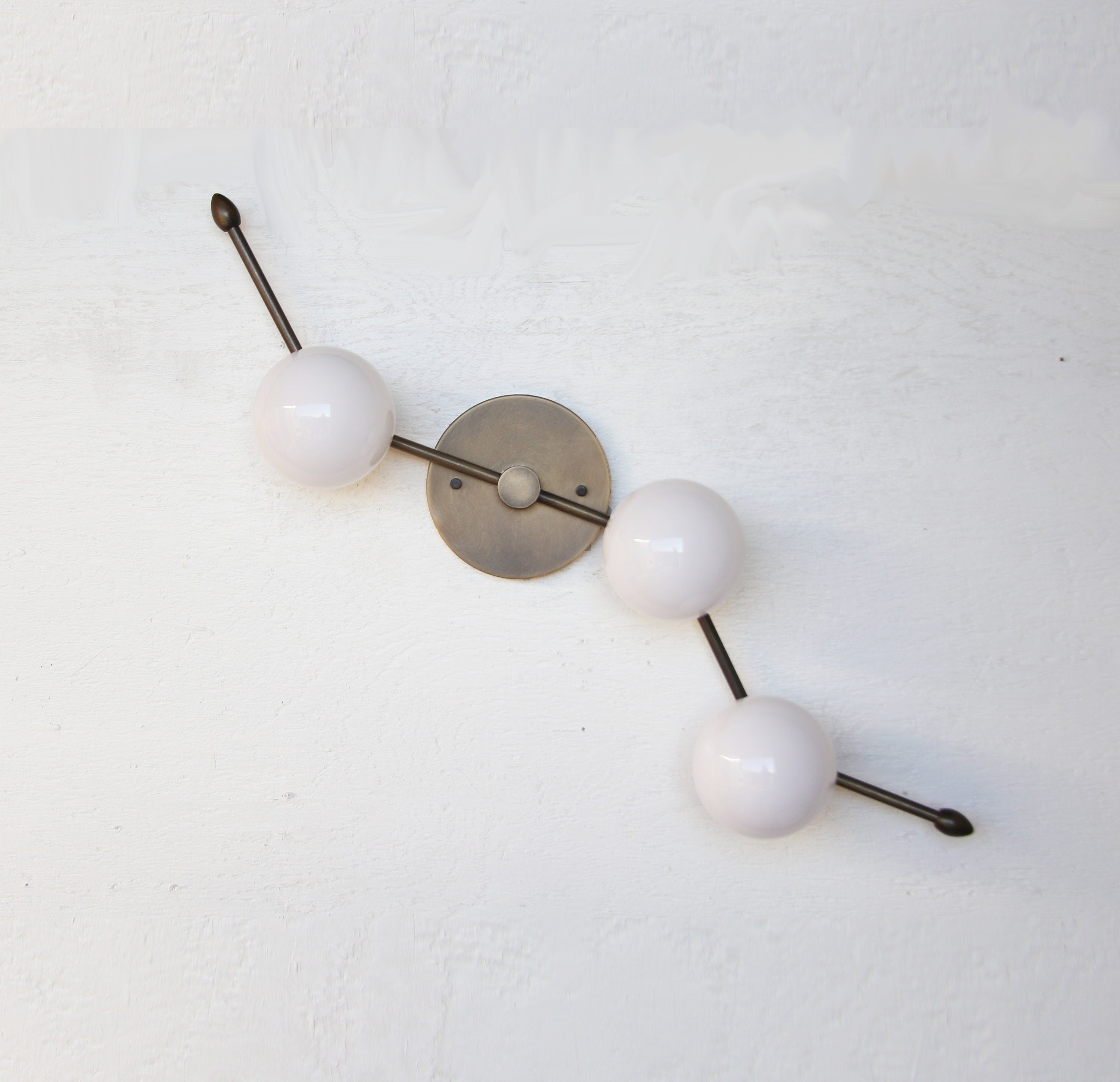 WALL SCONCE LIGHTS