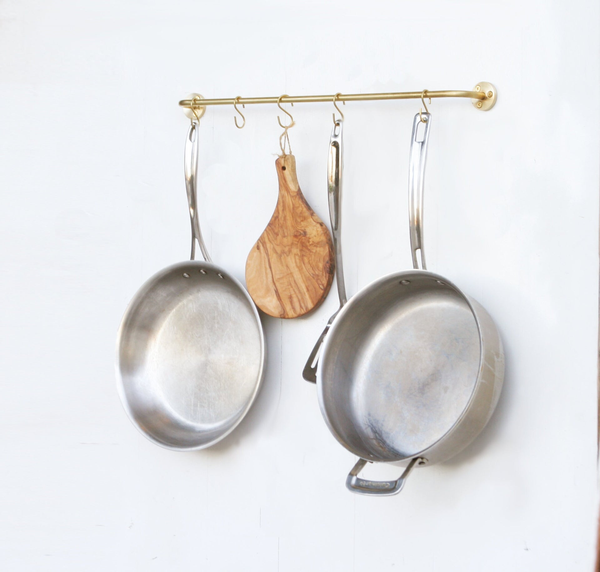 Pot Rack, Wall mount Pot Rack, Brass Pot. No.1523
