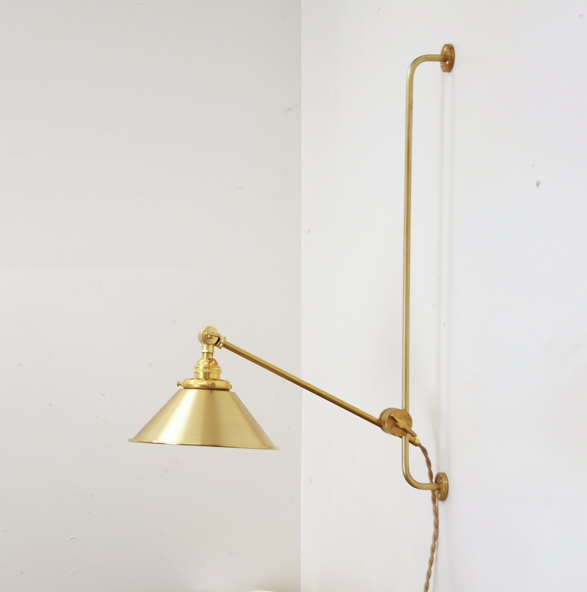 Plug-in wall sconce Light, Minimalist Wall Sconce Light, UL Listed No.0119