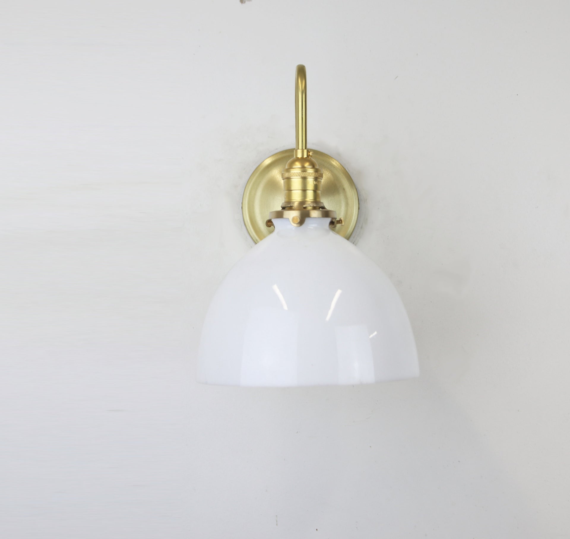 Wall sconce Light, Brass Wall Sconce Light, Vanity Light， America Handmade Shade
