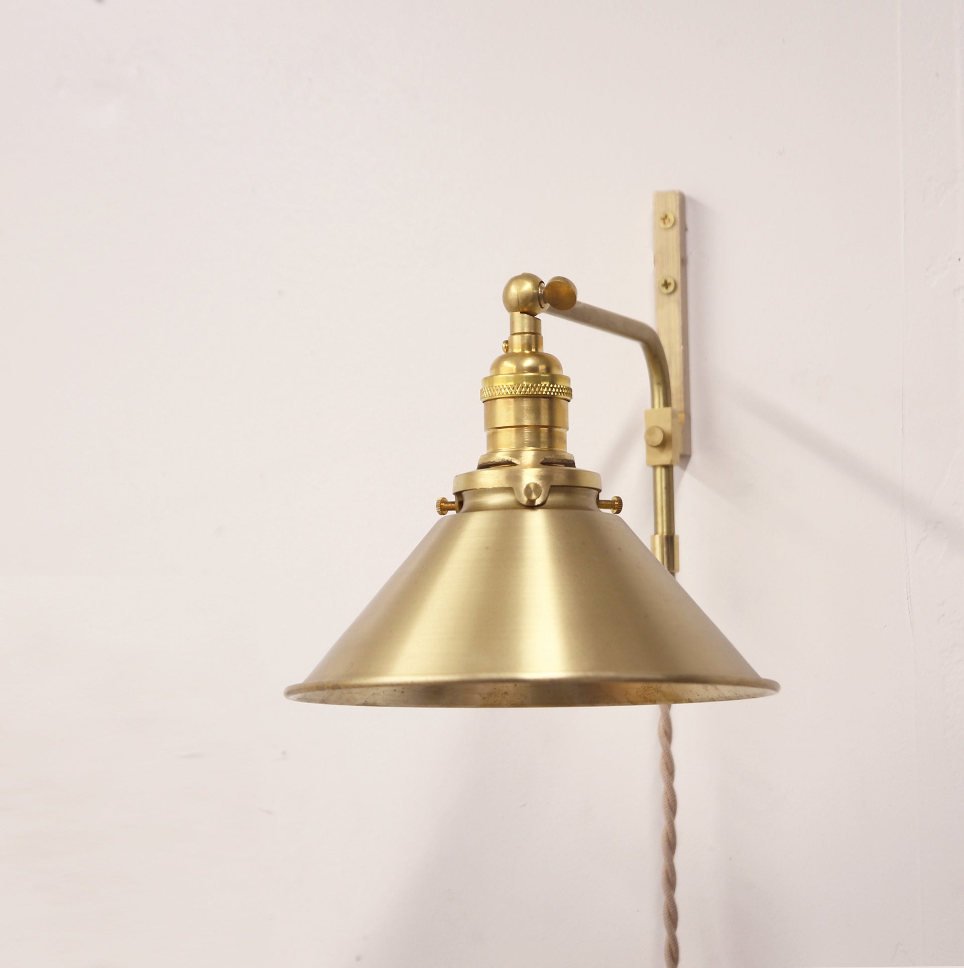Plug-in  wall sconce Light, Adjustable Plug-in Wall Sconce Light, Swing Wall Sconce Light, Minimalist Wall Sconce Light