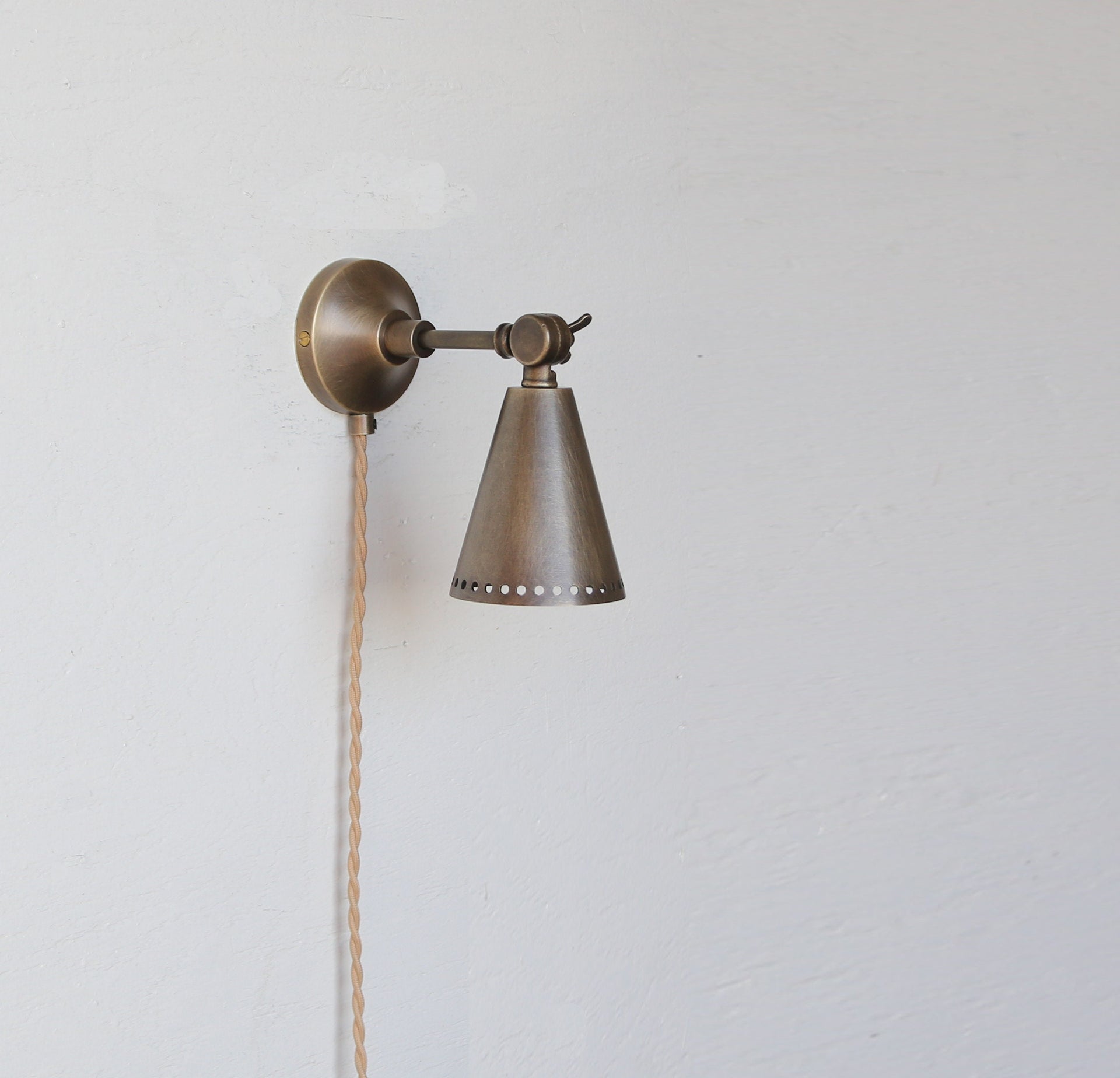 Pug-in Brass Wall Sconce  light, Modern brass light,  Aged  brass finish wall sconce light, Minimal Sconce Light