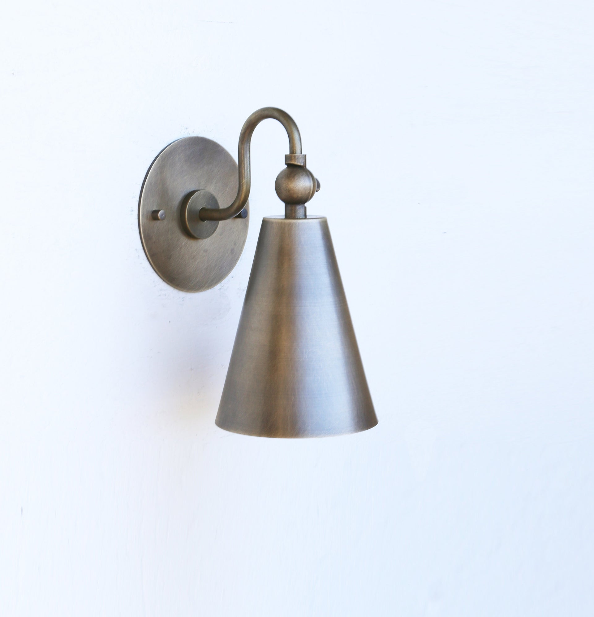 Brass  Wall Sconce light - Casting Brass Wall Sconce Light- Minimal Sconce Light