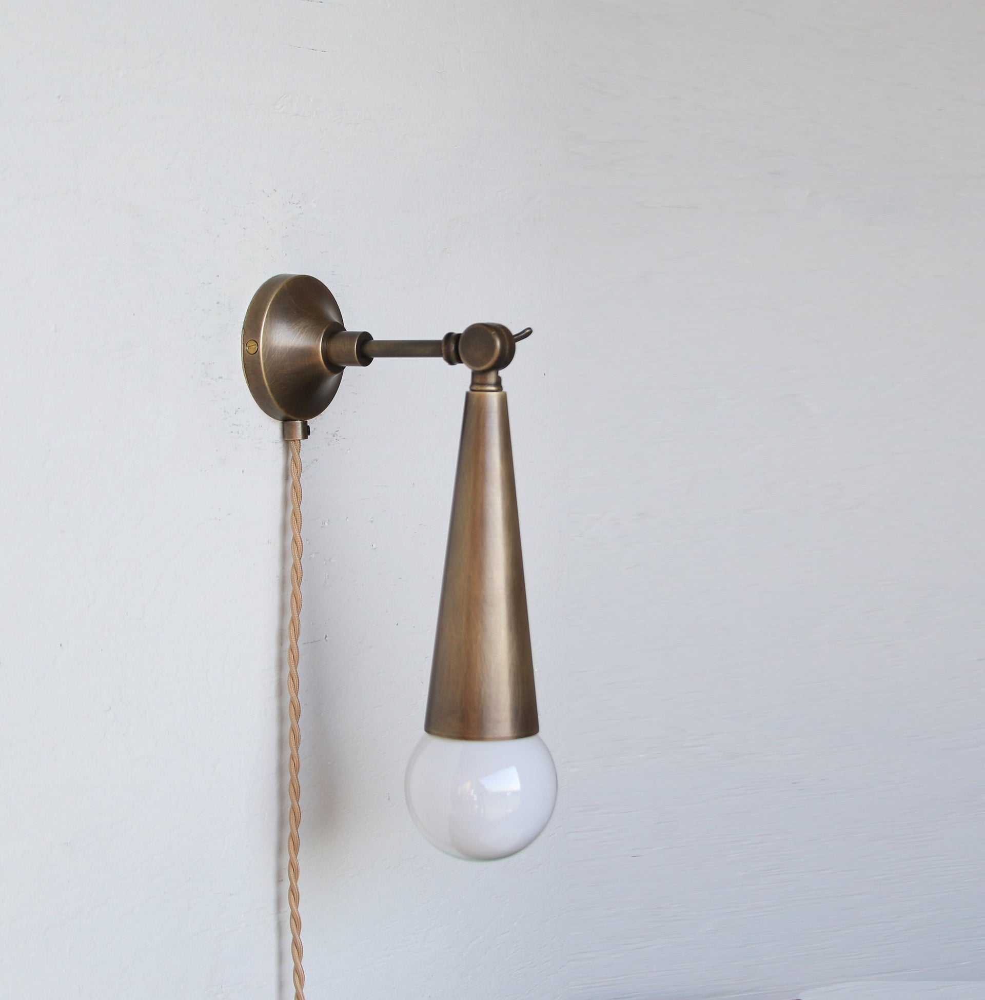 Pug-in Brass Wall Sconce  light, Modern brass light,  Aged  brass finish wall sconce light, Minimal Sconce Light
