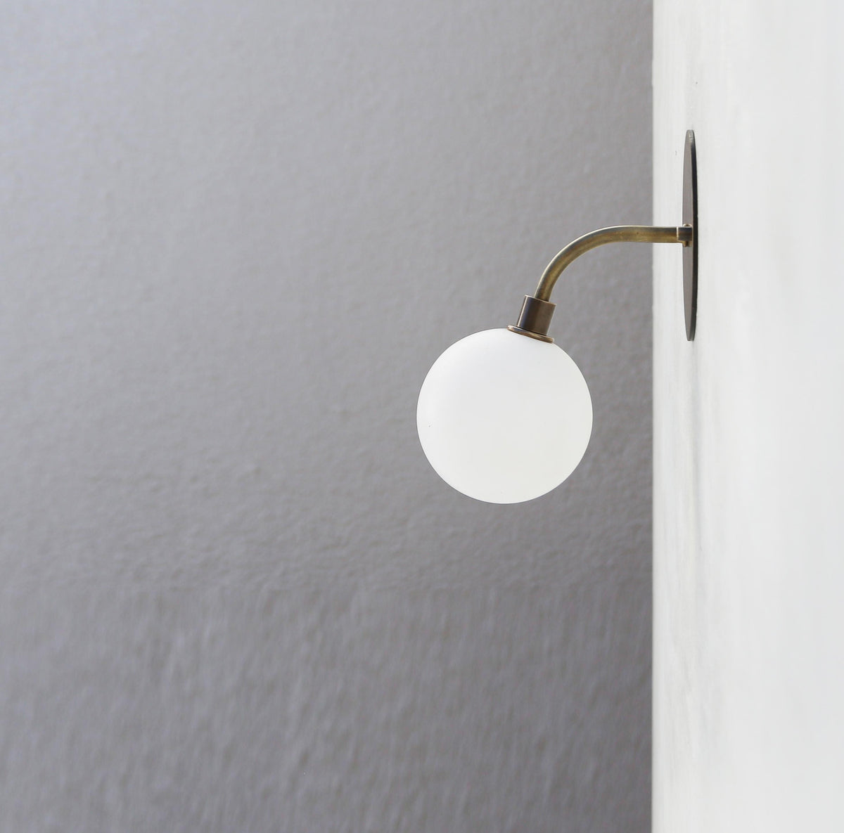 Wall Sconce light, Modern brass light, Bathroom vanity Light, Minimal Sconce Light PPQ4, UL Listed. No.0562