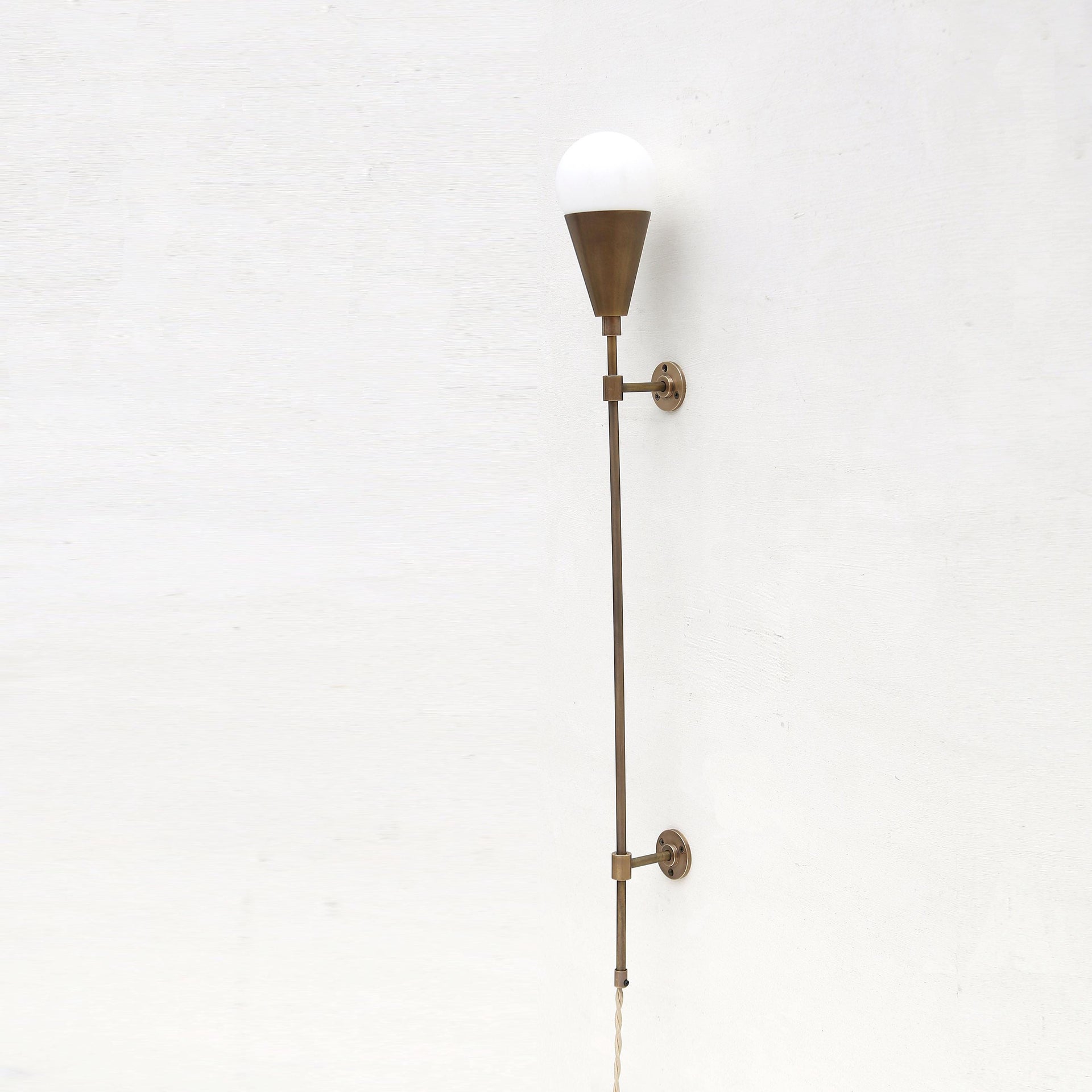 Plug-in Brass Wall Sconce light, Modern brass light, Wall sconce light, Minimal Sconce Light, UL Listed No.0813