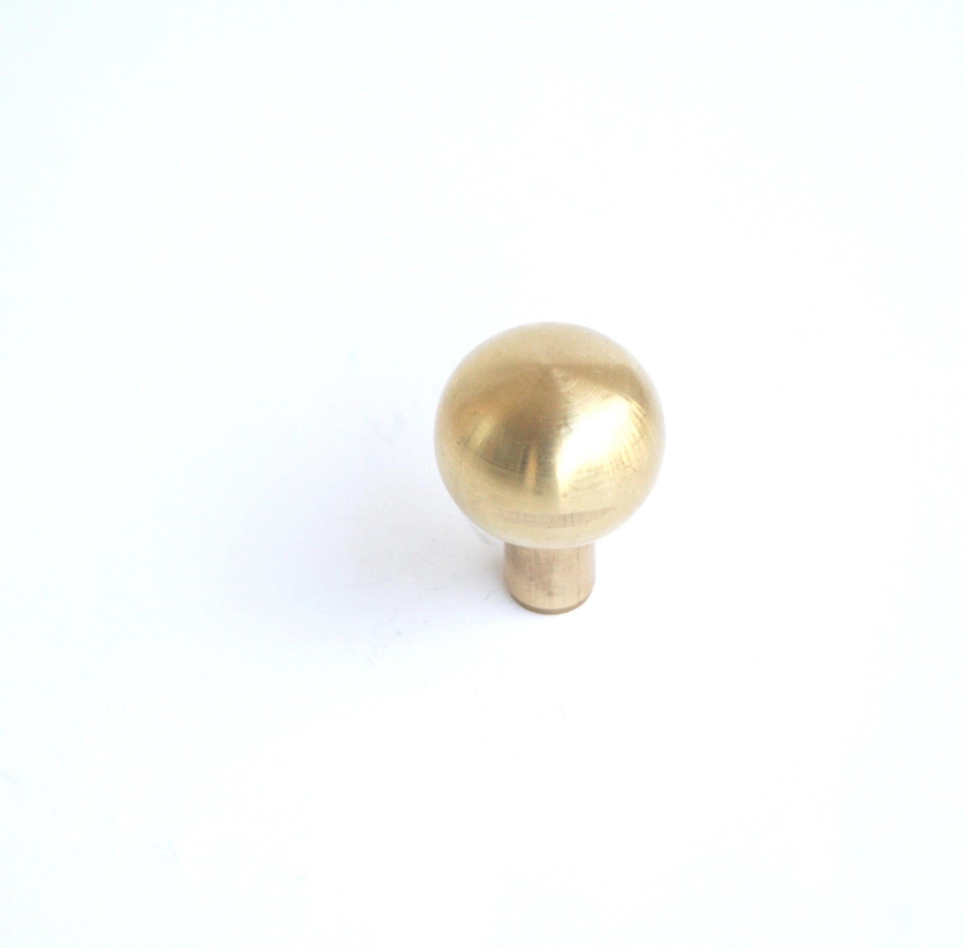 Solid brass ball drawer pull - Modern brass knob - Cabinet Pull - Cabinet knob, No.0154