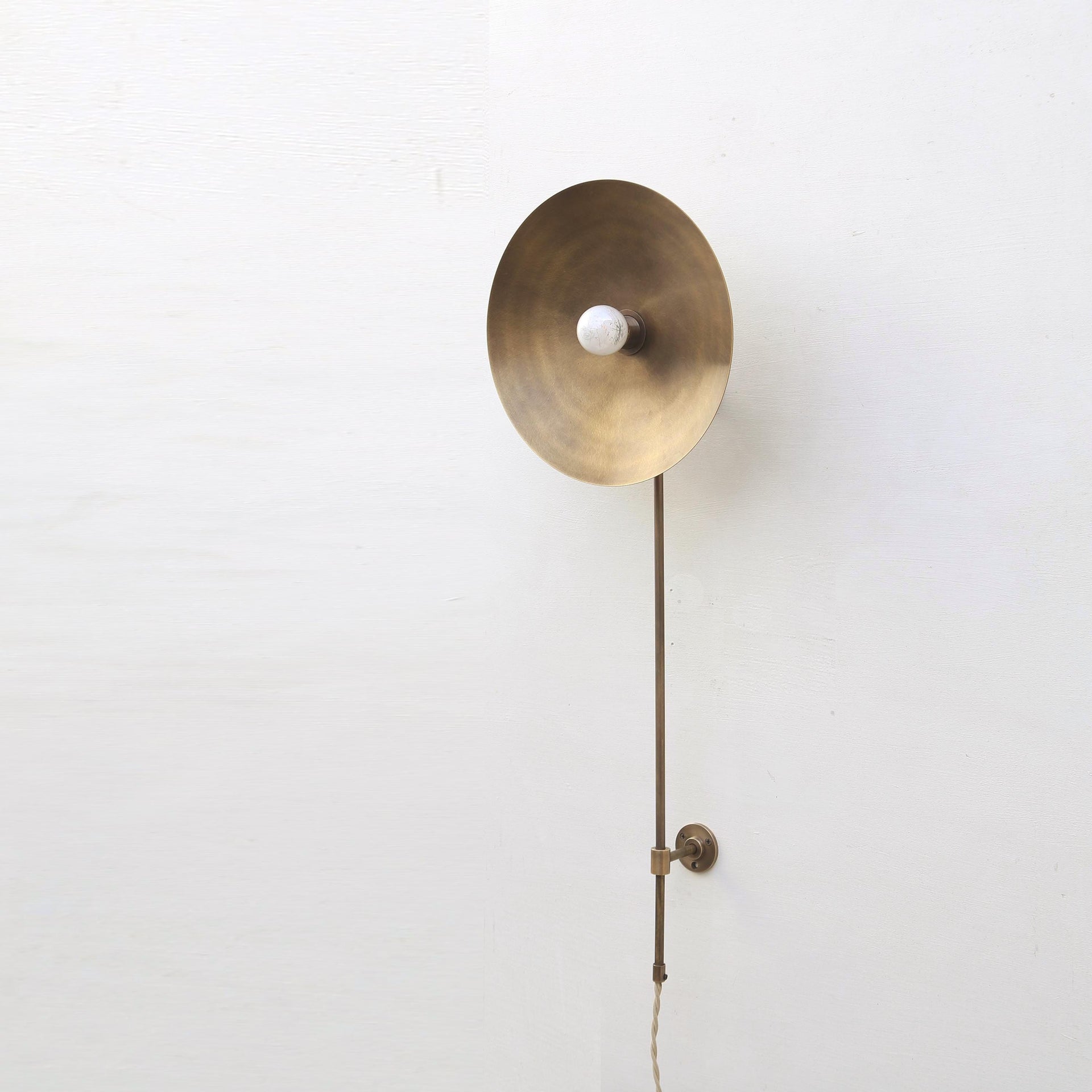 Plug-in Wall Sconce, Brass Wall Sconce light, Brass Wall Sconce Light, E-26, No.0162
