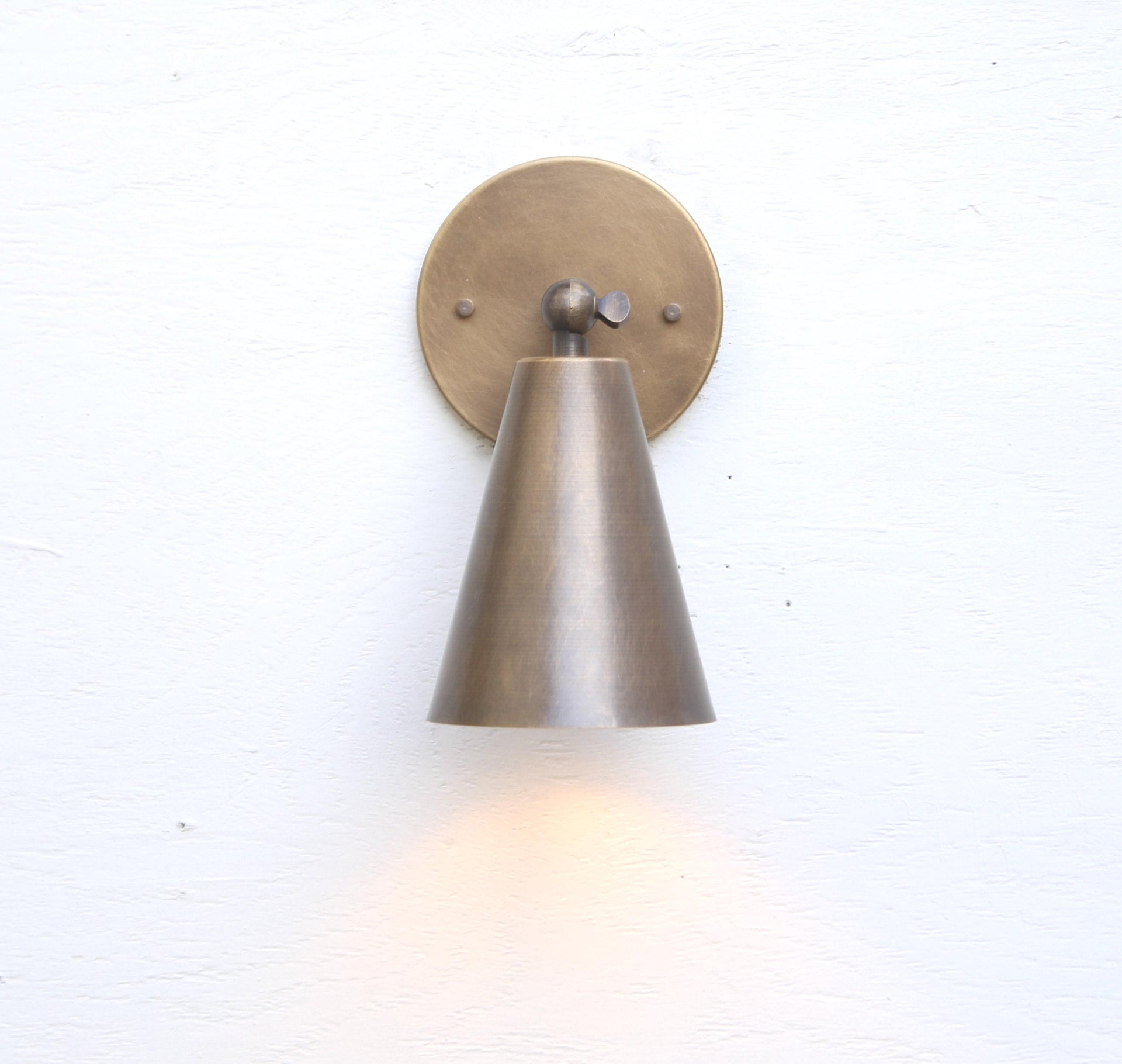 Brass Wall Sconce light, Modern brass light, Mid Century brass wall sconce light, Aged Brass Wall Sconce light, UL Listed No.0396