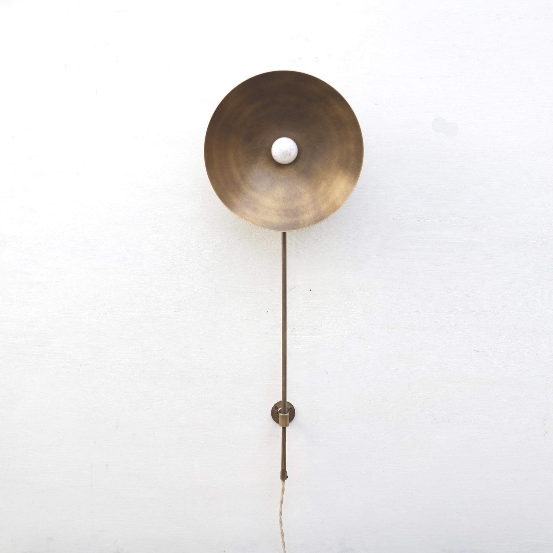 Plug-in Wall Sconce, Brass Wall Sconce light, Brass Wall Sconce Light, E-26, No.0162