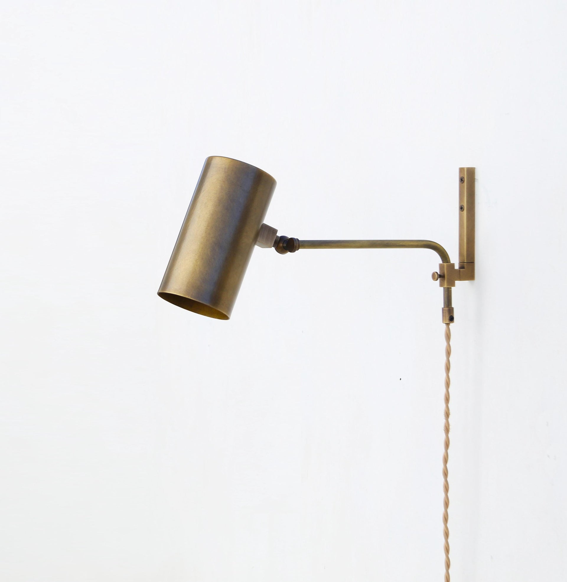 Adjustable Plug-in  Wall Sconce Light, Minimalist Plug-in Wall Sconce Light No.0505