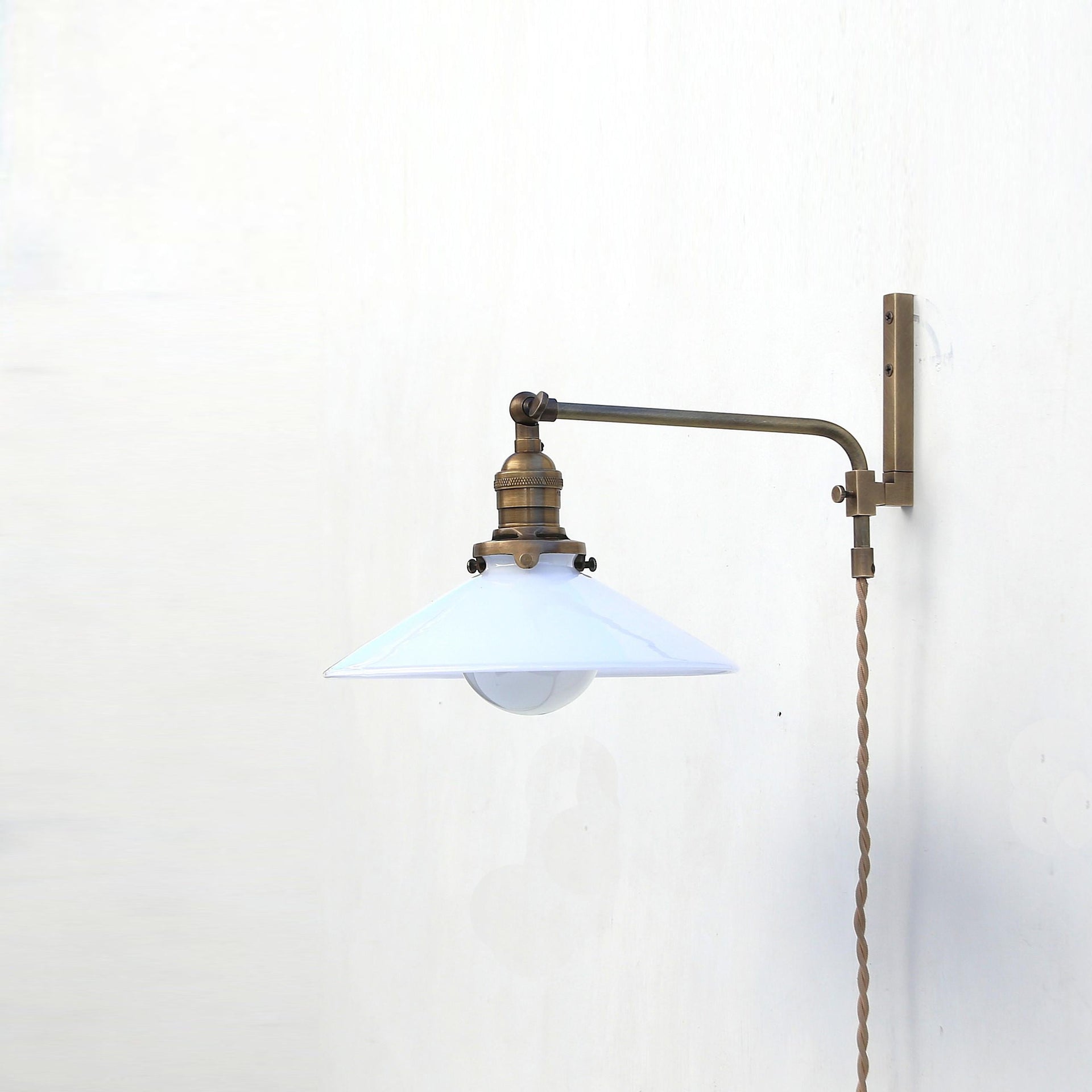 Plug-in Wall Sconce light, Modern brass light, Wall Sconce light with glass shade. No.0267