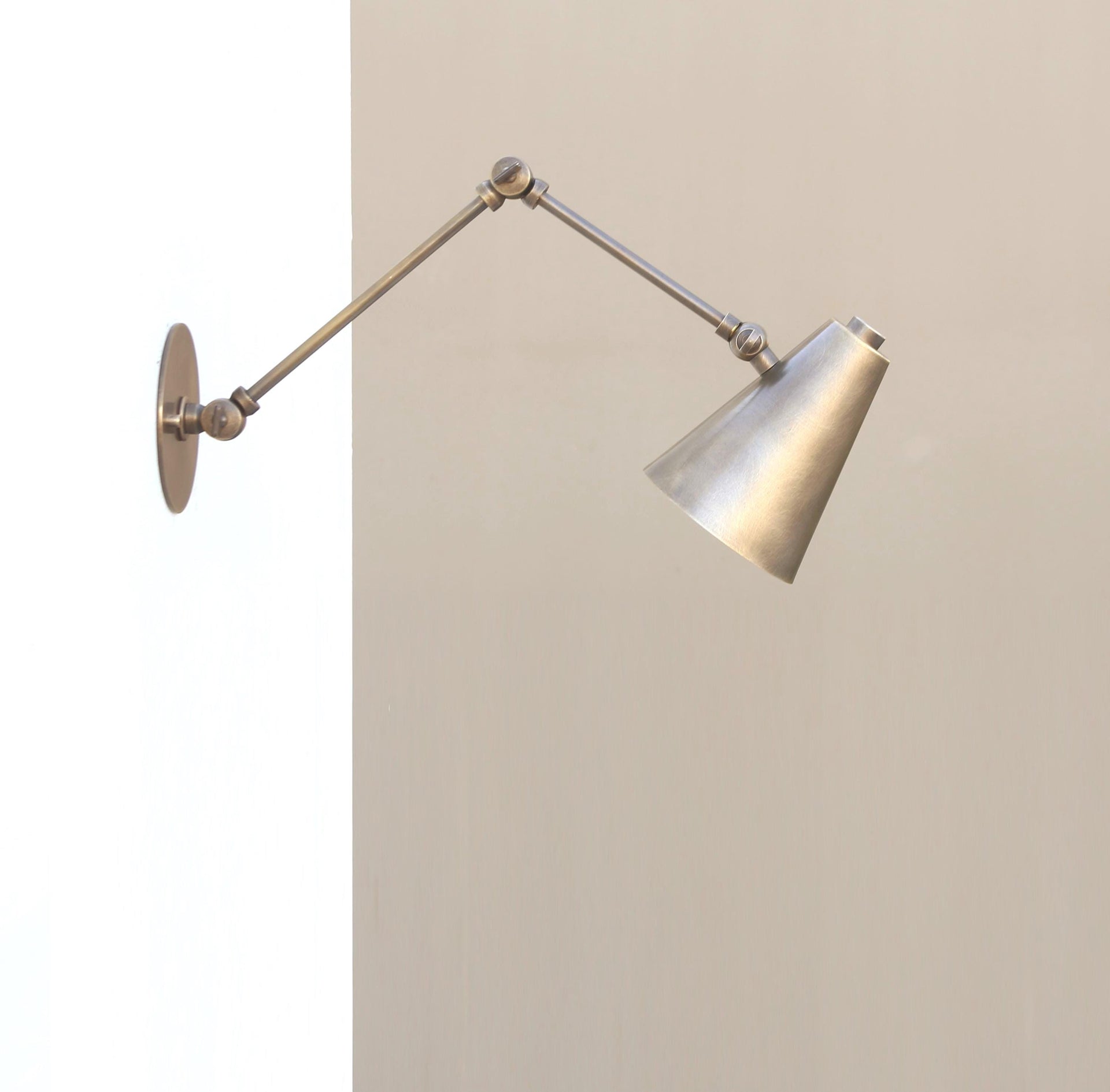 Brass Adjustable Wall Sconce light, Solid Brass Swivel Wall Sconce light, UL Listed No.0024