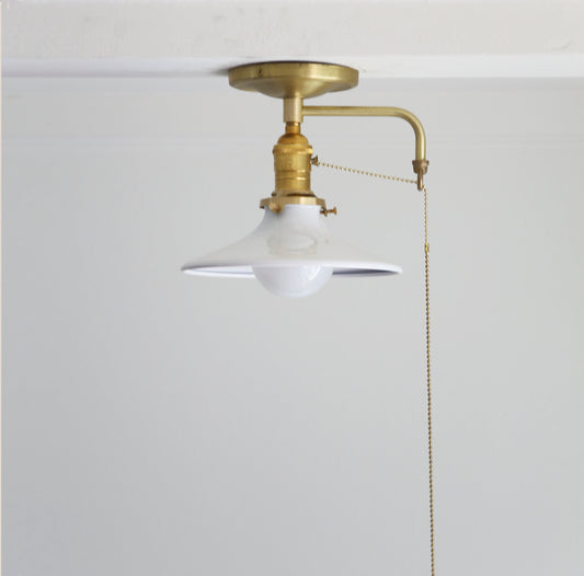 Ceiling light with pull chain switch, Casting brass canopy ceiling light