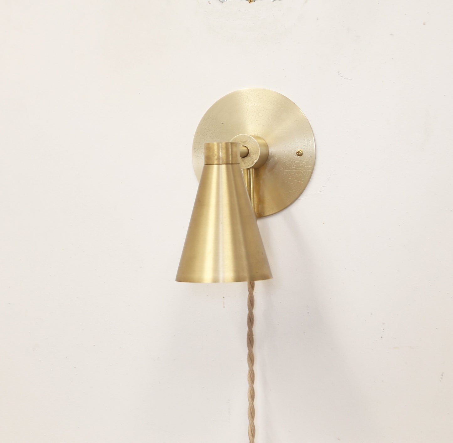 Pug-in Brass Wall Sconce  light with, Modern brass light,  Mid Century brass wall sconce light, Minimal Sconce Light