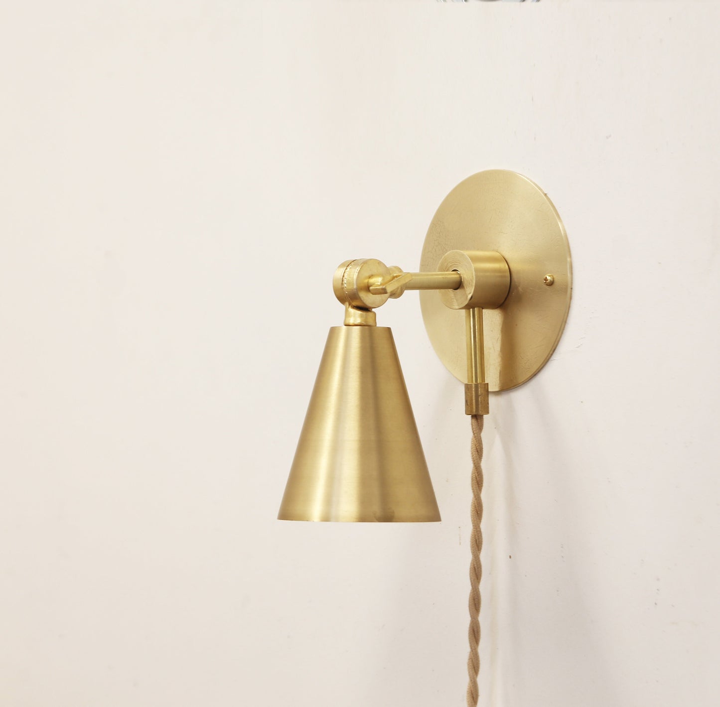 Pug-in Brass Wall Sconce  light with, Modern brass light,  Mid Century brass wall sconce light, Minimal Sconce Light