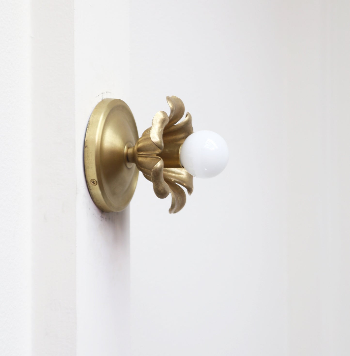 Brass wall sconce with flower lamp holder, Classic brass ceiling light